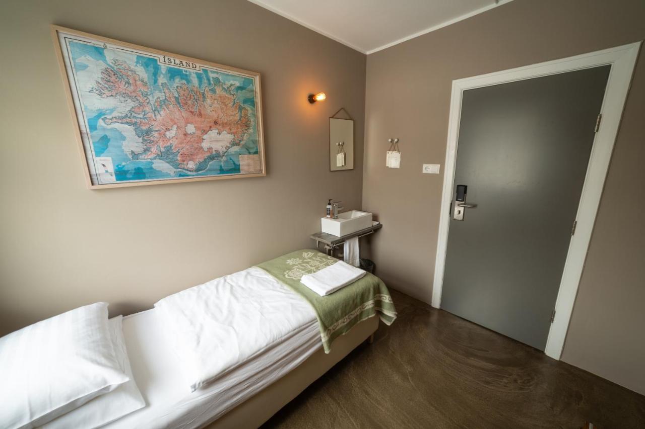 Hotel Siglunes Siglufjordur Extérieur photo